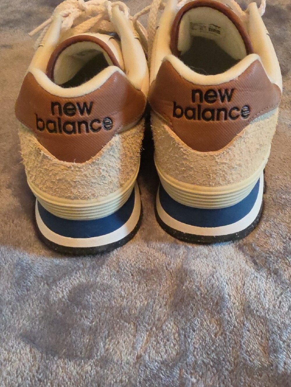 New Balance Womens Beige and Blue Retro Running Sneakers - Picture 3 of 7